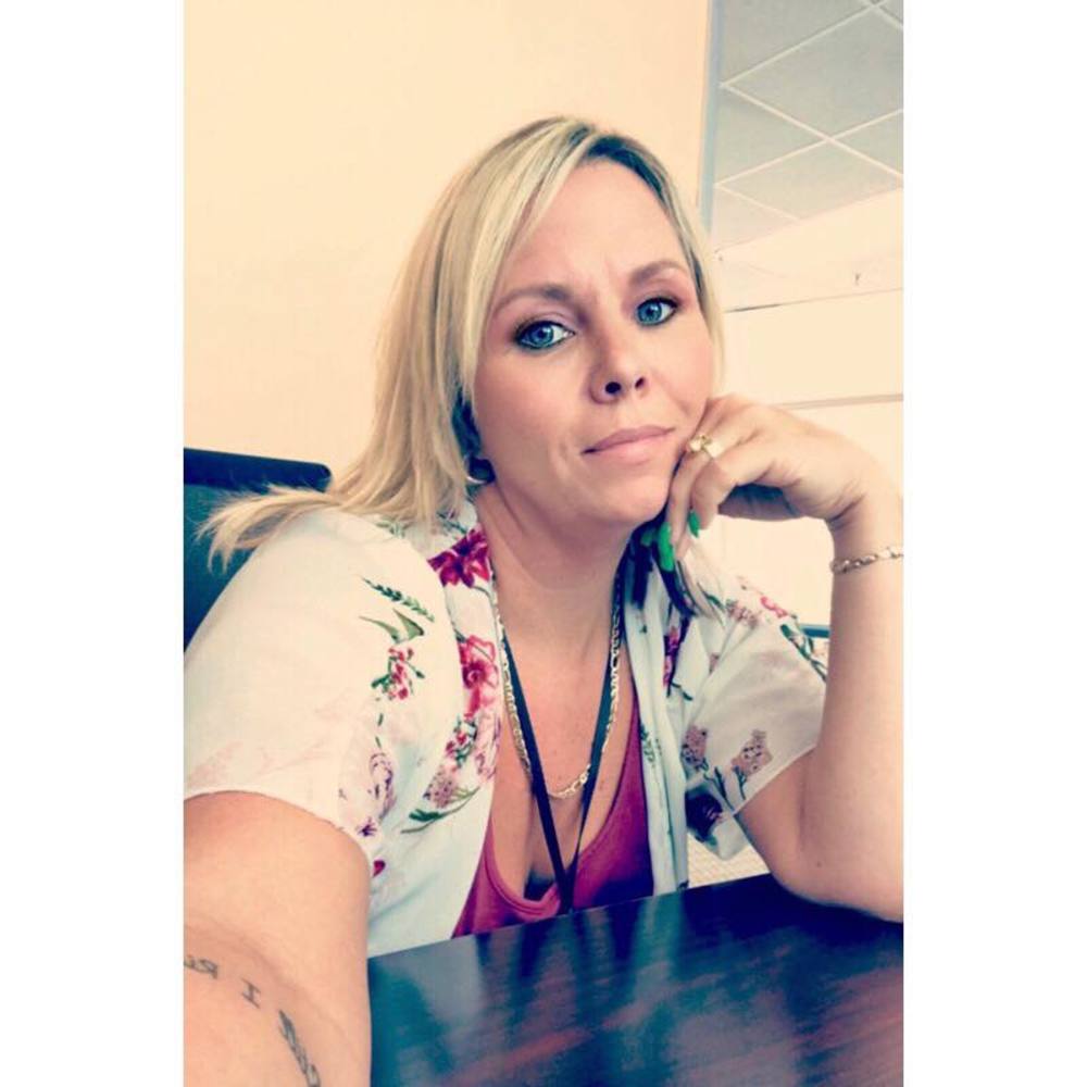 Meet your Posher, Shana